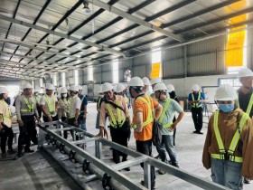 Cửa cuốn Austdoor giá bao nhiêu?