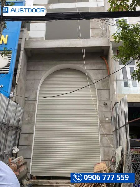 Chi Ph&iacute; Lắp Cửa Cuốn Austdoor Mới Nhất