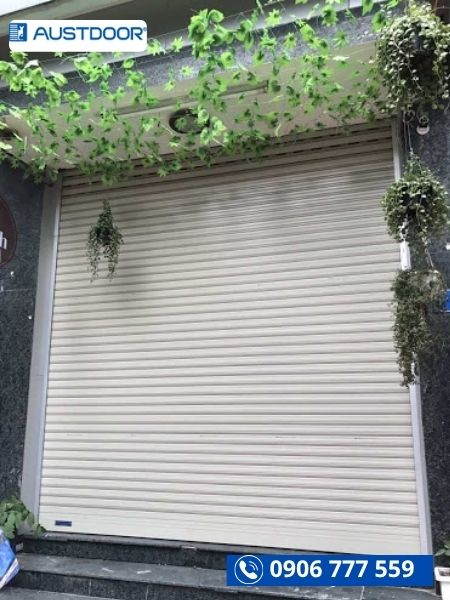 Austdoor v&agrave; Mitadoor: So S&aacute;nh Chi Tiết