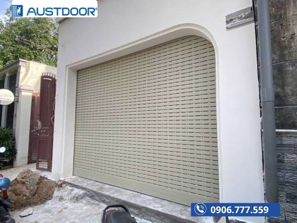 Nhà Mặt Tiền Nên Lắp Mẫu Cửa Cuốn Austdoor Nào?