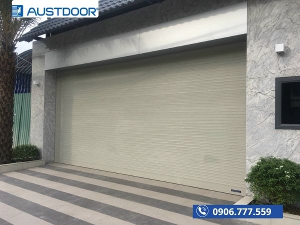 Gi&aacute; cửa cuốn Austdoor Long An