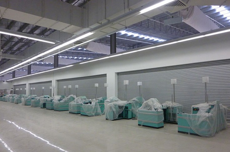 Cửa Cuốn Thép Siêu Trường ST100 - Kích Thước Lớn