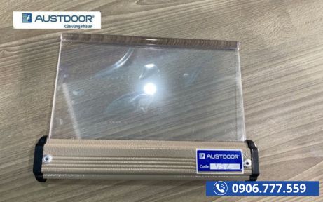 Cửa cuốn trong suốt Austvision VS2 tại Bến Cát Bình Dương